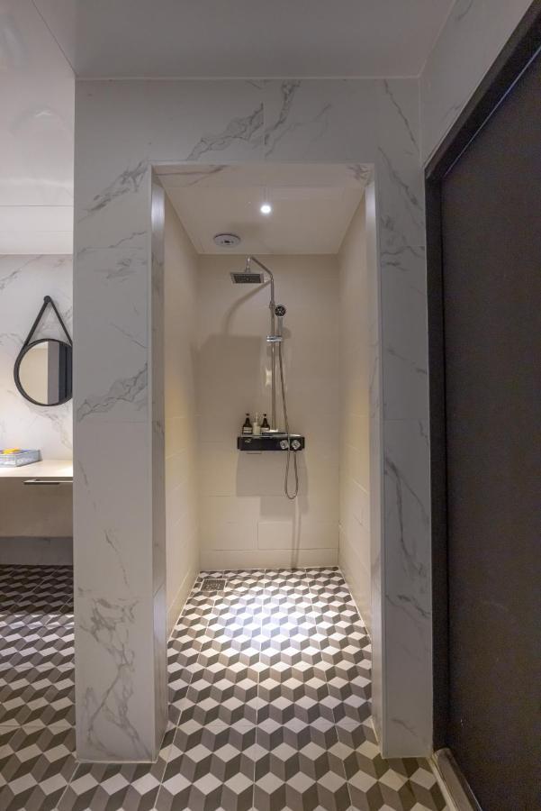 Hound Hotel Seomyeon-Beomcheon Пусан Екстериор снимка